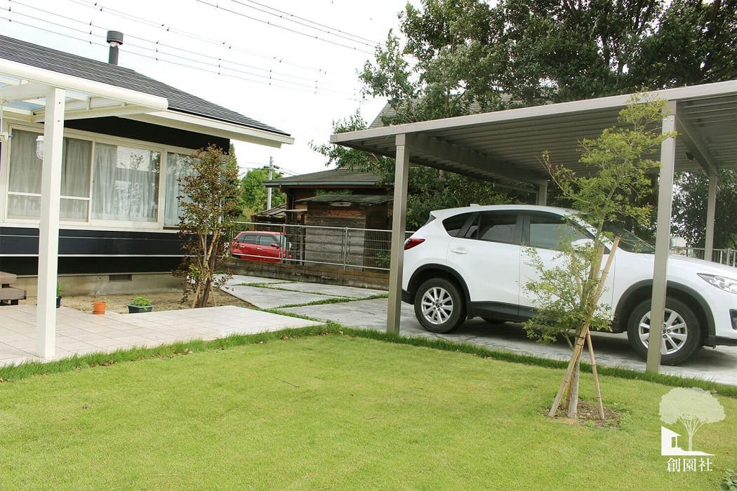 玉村町　カーポート　駐車場